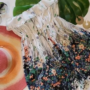 LAST CHANCE! CLOSET CLOSING! Strapless flowy tunic empire floral summer top
